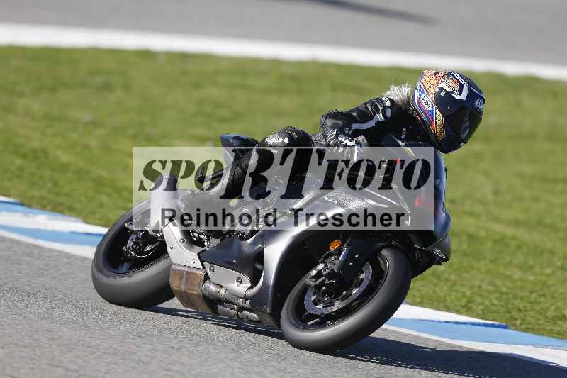 /02 28.-31.01.2025 Moto Center Thun Jerez/gruen-green/63